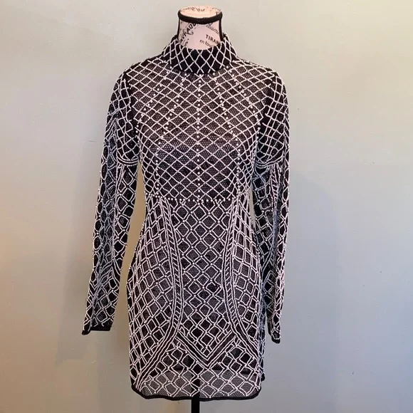 NEW asos Women’s Size 4 Small Black and White Long Sleeve Beaded Mini Dress - Picture 1 of 11